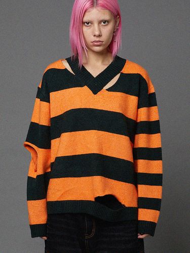 Striped Cutout V-neck Sweater - HOODHOOD - Modalova