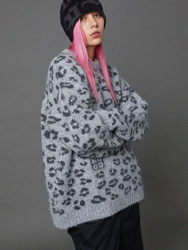 HD Leopard Hairy Sweater - Gray - HOODHOOD - Modalova