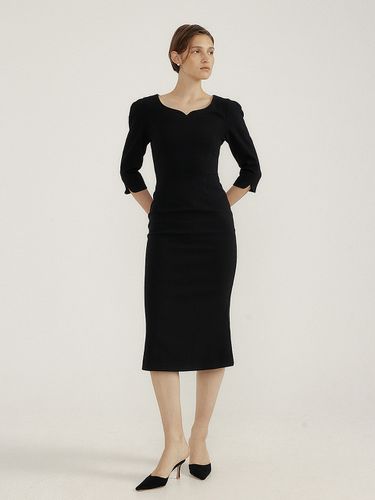 Heart Neck Dress_Black - Lucirzu - Modalova