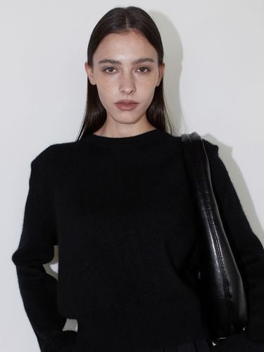 Wool Shoulder Point Knit_Black - ouie - Modalova