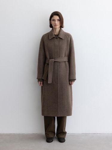 Balmacaan Coat_Taupe - MOIA - Modalova