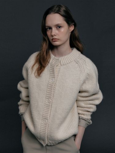 Italian Virgin Wool Bulky Knit Cardigan_2 Color - Carriere - Modalova