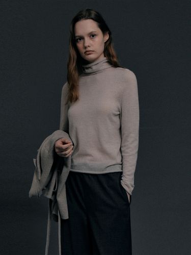 Baby Alpaca Seamless Knit Turtleneck_2 Color - Carriere - Modalova