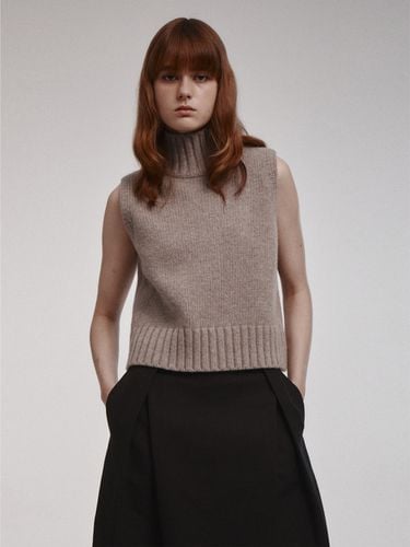 Wool Low Gauge Sleeveless Knit Vest_2 Color - Carriere - Modalova