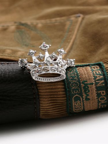 SVE-#904 Crown Brooch - SHOVEOFF - Modalova