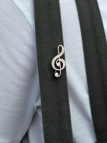 SVE-#903 Treble Clef Brooch - SHOVEOFF - Modalova