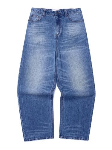 Cat Brush Washing Jeans - EASTSERVICESHOP - Modalova