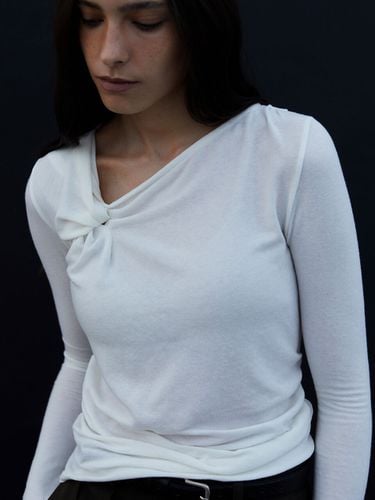 Wool Twist Top - White - HESS - Modalova