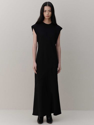 Oblique Maxi Dress - Black - ARCHAIC - Modalova