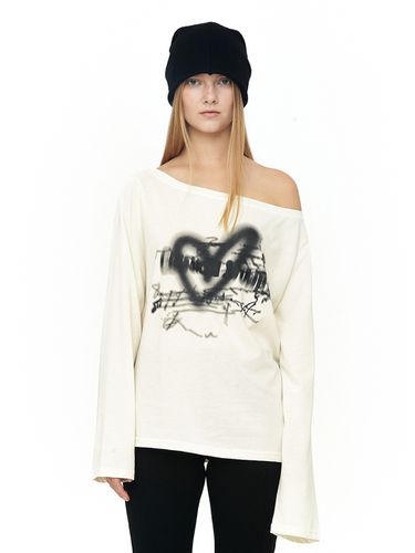 Heart Boat Neck Top - CERRIC - Modalova