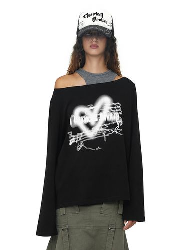 Heart Boat Neck Top_Black - CERRIC - Modalova