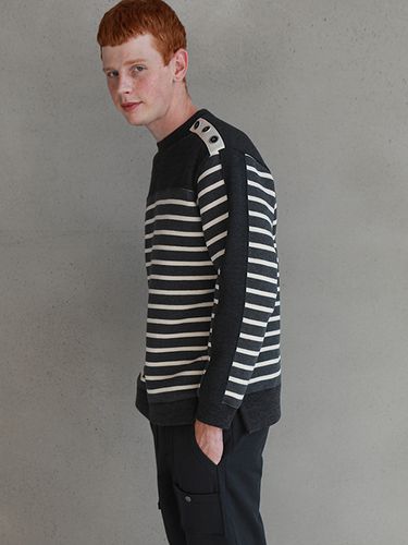 Striped and Solid Lined Oversized Fit Sweatshirt - CUSTOM US - Modalova