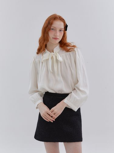 Day Ribbon Shirring Blouse_2 Color - ANOETIC - Modalova