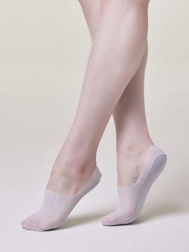 Nude Thin Mesh Socks - HUGDAY - Modalova