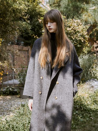 Tailored Double Handmade Coat - HUNCH - Modalova