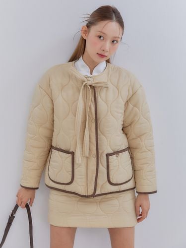 Wave Line Quilting Jacket_Beige - ANOETIC - Modalova