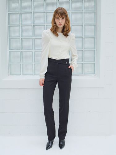 Asymmetrical Belt Slacks / Black - PAUL&ALICE - Modalova