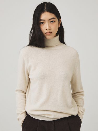 Fur Turtleneck Knit - Tillber - Modalova