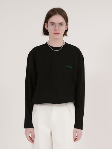 Essential Logo Oversized Sweatshirt_Black - MOMENTISM - Modalova