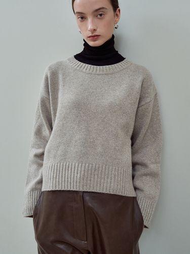 Lass Round Knit - BLOSSOM H COMPANY - Modalova