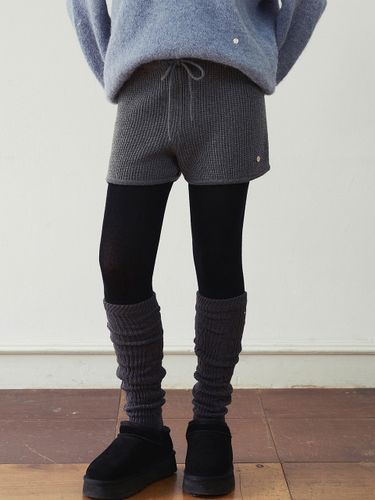 Signature Wool Knit Short Pants_Melange Grey - LOEIL - Modalova