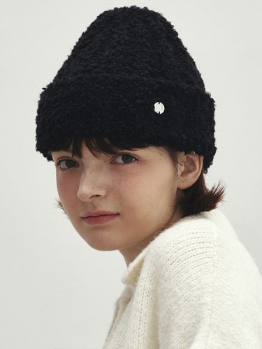 Fluffy Boucle Wool Beanie - LOEIL - Modalova