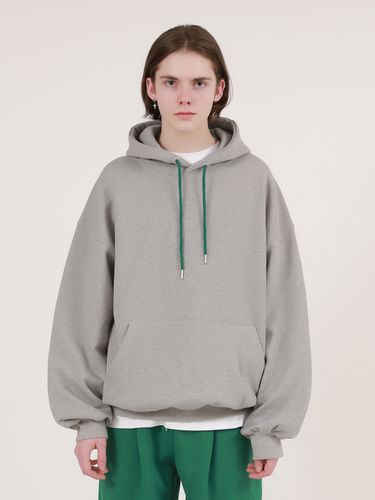 Different Color On String Oversized Fit Hoodie - MOMENTISM - Modalova