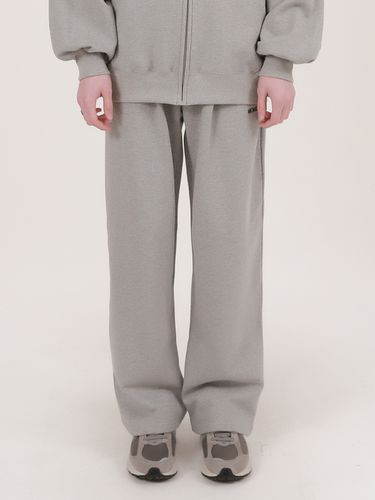 Single Pleated Wide Leg Sweatpants - MOMENTISM - Modalova