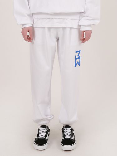 Signature Logo Sweat Joggers - MOMENTISM - Modalova