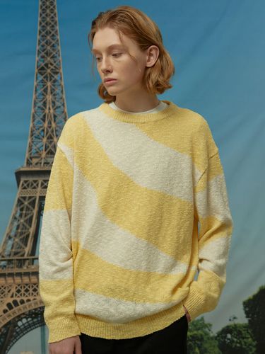 Wave Stripe Sweater Yellow - WAIKEI - Modalova