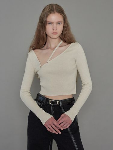 Strap Button Knit Top - DIAGONAL - Modalova