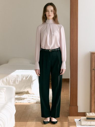 Drama Signature] Pleated Straight Trousers_2color - FRONTROW - Modalova