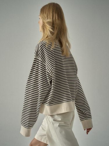 Relaxed Sweatshirt - FACADE PATTERN - Modalova