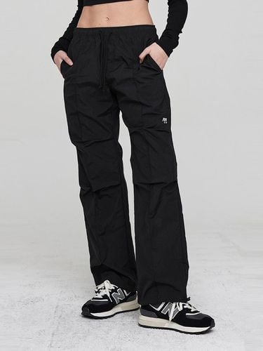 Pintuck Jogger Pants - Black - MSKN2ND - Modalova