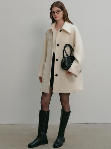 Mary Raglan Wool Coat - LOOKAST - Modalova