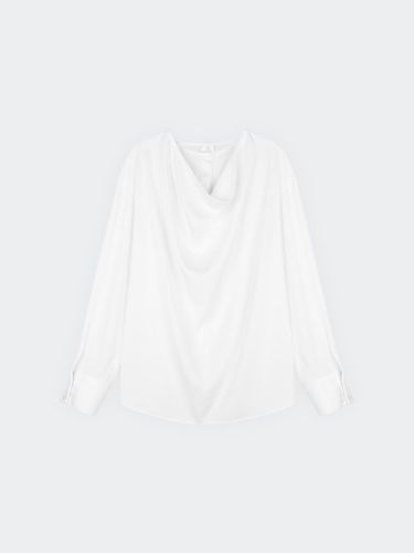 Draped Open Back Blouse (White) - HAVELESS - Modalova