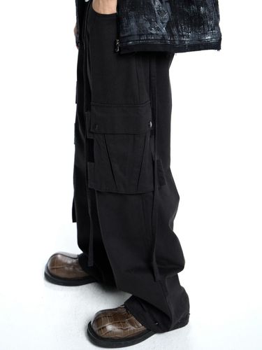 Long Tail Cargo Pants - Black - VONVAT - Modalova