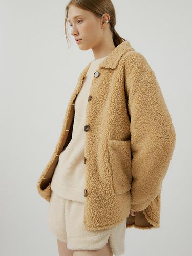 Curly Fur Daily Jacket (Beige) - molliolli - Modalova