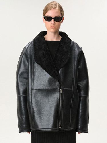 Oversized Cracked Shearling Jacket - 2 Colors - MAGJAY - Modalova