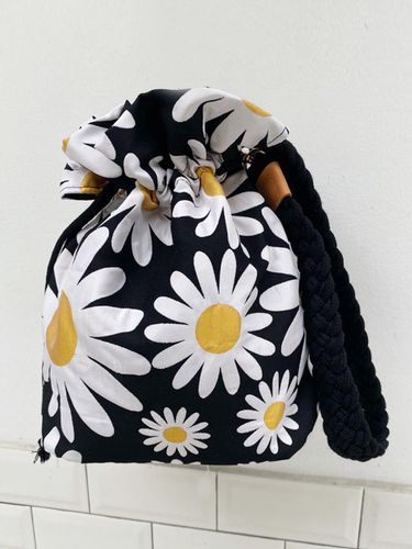 Daisy Lucky Bag - Monthly object - Modalova