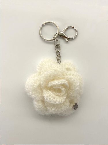 No.196 / Kid Mohair Camellia Keyring - Slowslowly - Modalova