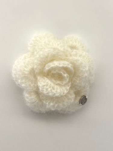 No.197 / Kid Mohair Camellia Brooch - Slowslowly - Modalova