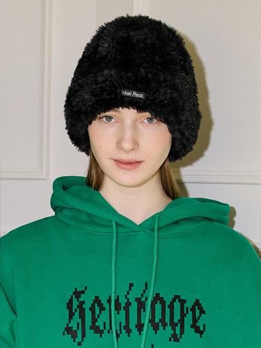 Fur Beanie_Black - Rosefrantz - Modalova