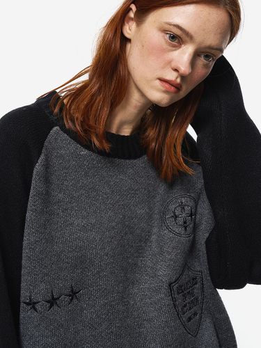 Emblem Embroidered Sweater _ Black - CPGN - Modalova