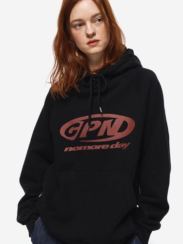 Oval C Logo Raglan Hoodie _ Black - CPGN - Modalova