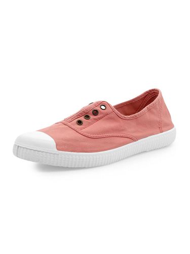 Ingelsa Elastico Tintada Puntera Sneakers_Nude - VICTORIA SHOES - Modalova