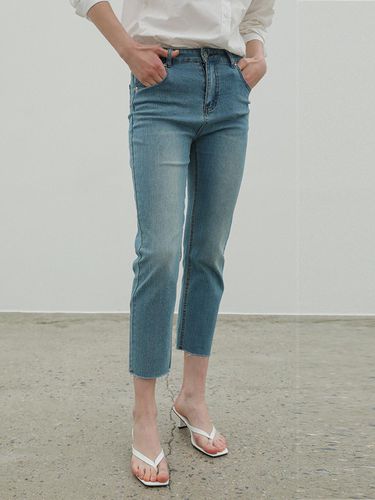 Signature Straight Denim Pants - HYBERNAT - Modalova