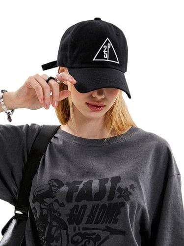 Triangle Logo Overfit Cotton Ball Cap [Black] (25PU3ACPBK) - 25PERCENTAGE - Modalova