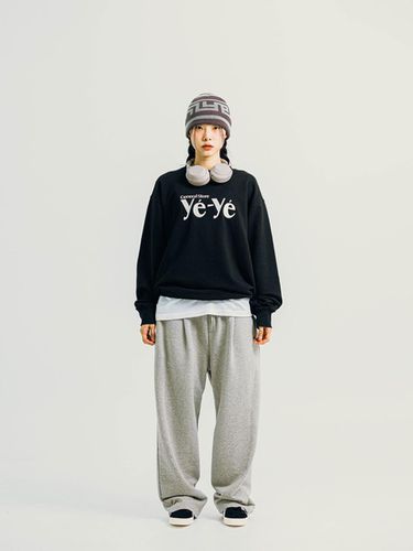 Basic Logo Crewneck Sweatshirt _ - YE-YE - Modalova