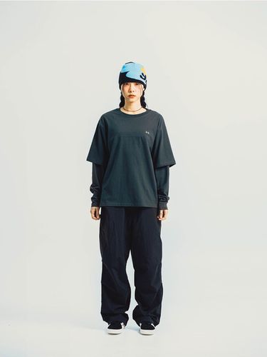 Layered Long Sleeve T-Shirt _ - YE-YE - Modalova